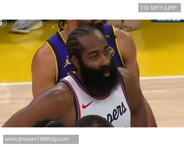 热搜榜第一！哈登因一举动刷屏全网