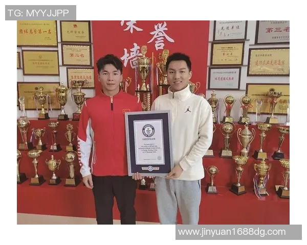 中国跳绳选手破吉尼斯纪录,视频走红全球 中国跳绳选手破吉尼斯纪录,视频走红全球