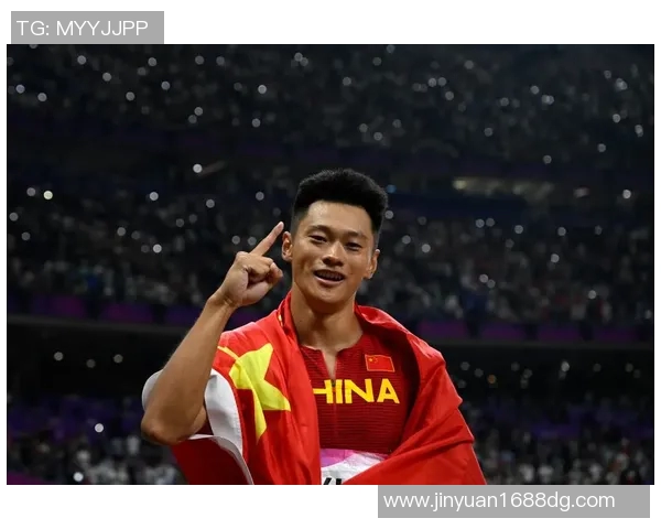 中国选手打破亚洲跳远纪录教练激动落泪见证历史性辉煌时刻