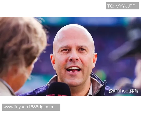 利物浦赛后采访爆金句引全场爆笑 主帅幽默回应成亮点